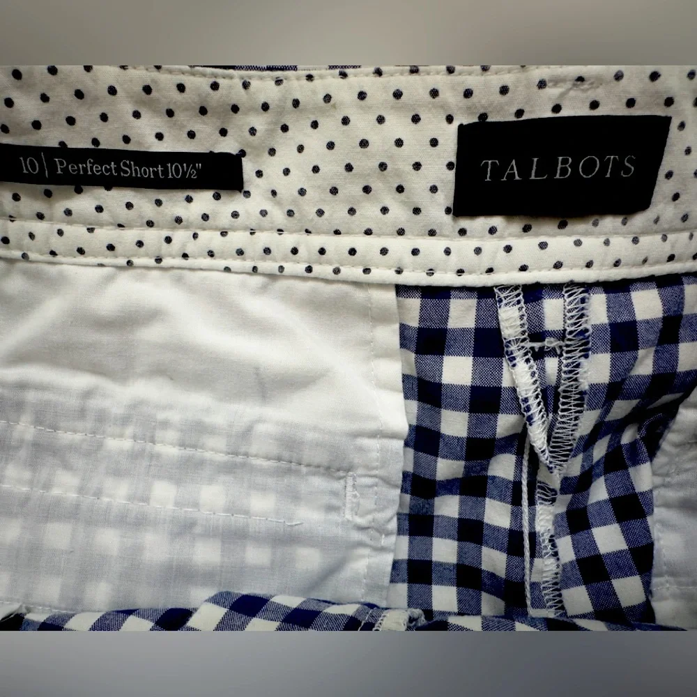 EUC Talbots Checkered Blue‎ and White Shorts Size 10